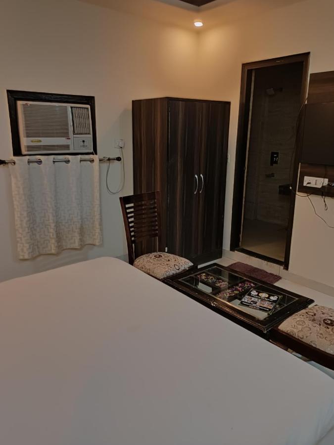 Hotel Aerotech Near Igi Airport New Delhi Buitenkant foto