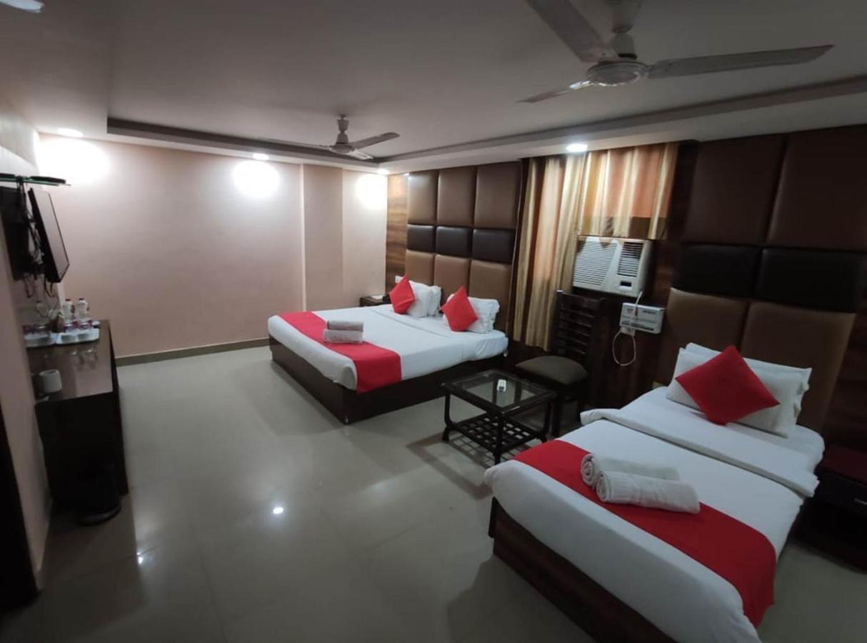 Hotel Aerotech Near Igi Airport New Delhi Buitenkant foto